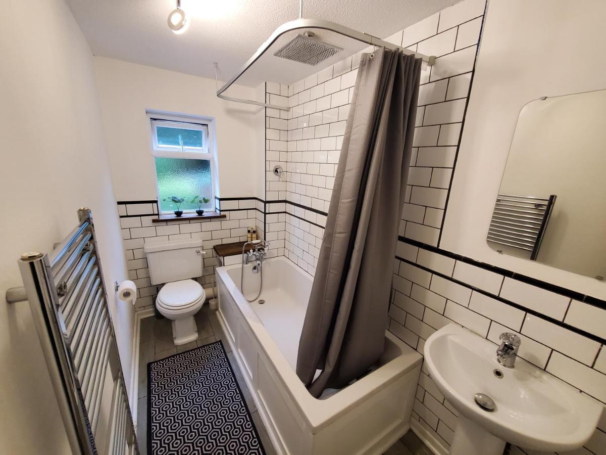 5 Bedroom, Recently Renovated House Close To Hastings Beach 外观 照片