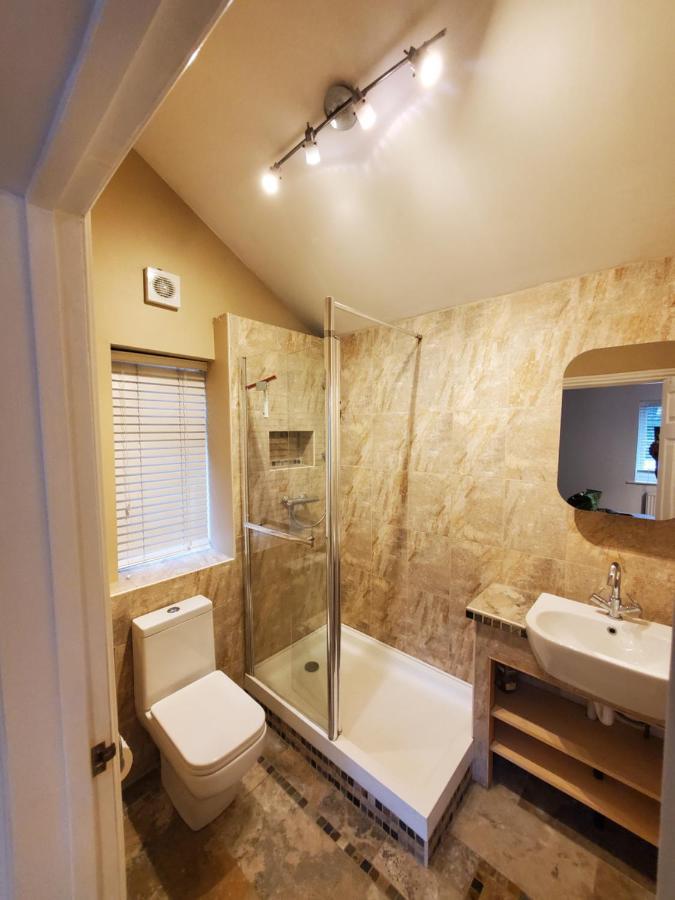 5 Bedroom, Recently Renovated House Close To Hastings Beach 外观 照片